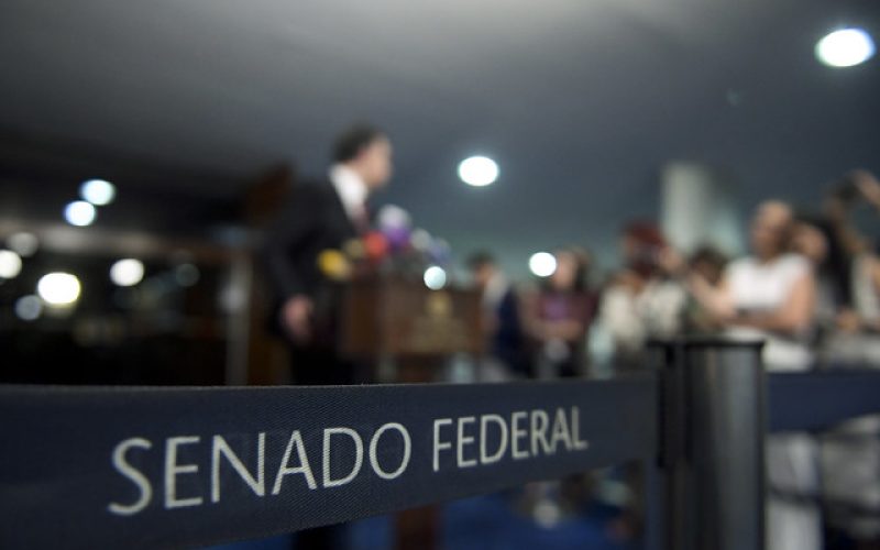 Senado aprova projeto que aumenta pena para desvio de recursos públicos na área da educação, saúde e seguridade social