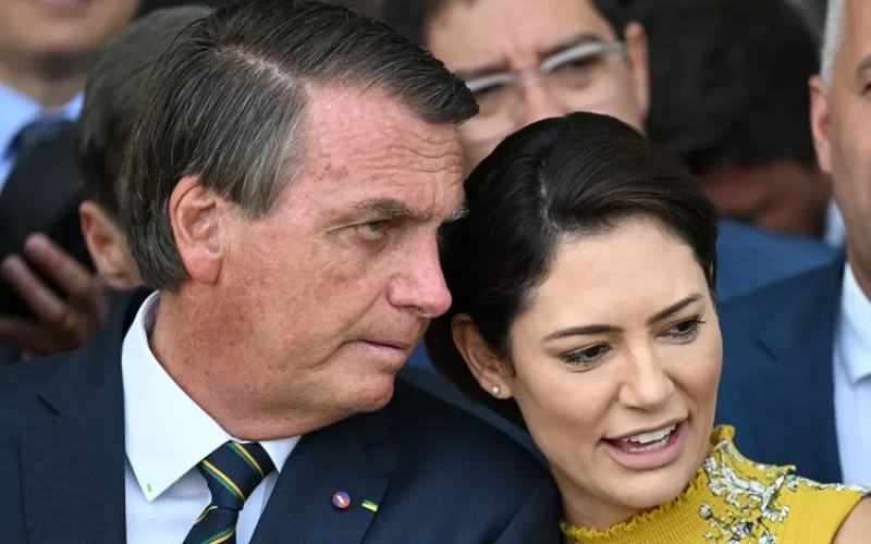 PL tem definidos os candidatos para 2026: Flávio Bolsonaro será candidato a presidente, Michele ao Senado e Eduardo também disputará vaga no Senado